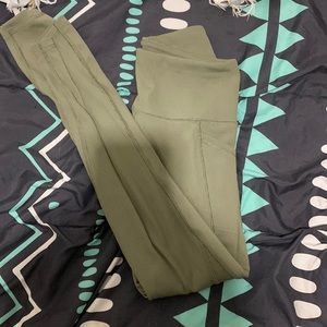 stretchy S leggings